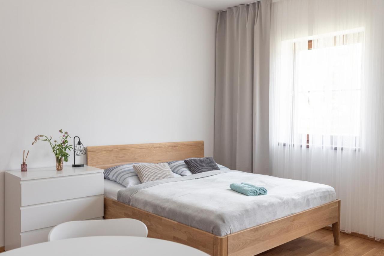 Destne Apartmany เดชท์เน ออร์ลิซกี โฮราค ภายนอก รูปภาพ